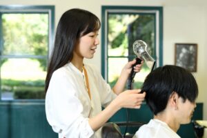 美容師の肩こりに対する鍼灸治療実績