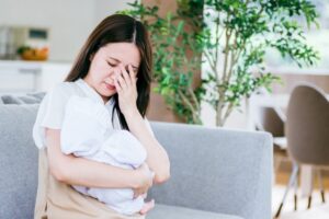 産後2ヶ月、骨盤の歪みは自然に戻る？整える方法について
