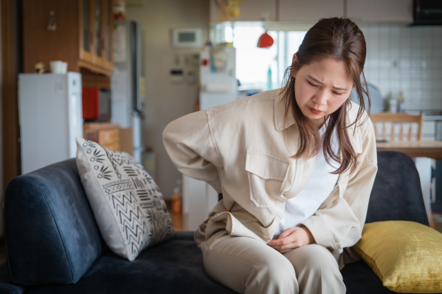 坐骨神経痛で太ももがしびれるのはなぜ？