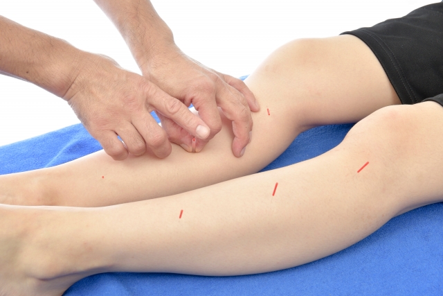 慢性腰痛の原因は内臓？鍼灸治療で改善できる理由とは