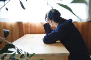 天気痛による肩こり・頭痛には鍼灸治療で改善